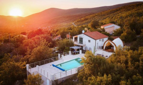 ELYSIUM Villa